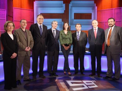 Oramas (CC), Nieto (IU), González Pons (PP), Jáuregui (PSOE), la periodista Ana Pastor, Xuclá (CiU), Erkoreka (PNV) y Cerdá (ERC) en <i>59 segundos</i>.