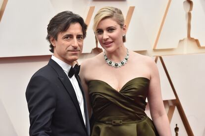 Los directores Noah Baumbach y Greta Gerwig en la gala de los premios Oscar de 2020 en Hollywood, California. Los dos estaban nominados individualmente por 'Historia de un matrimonio' y 'Mujercitas', respectivamente.