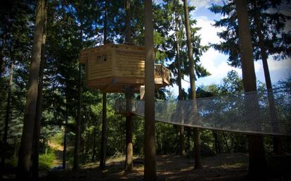 Habitación de Cabanes Als Arbres, en Girona.