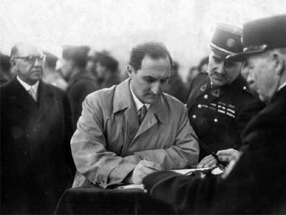 Aguirre, tras la liberación de París (1944).