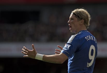 Fernando Torres celebra su gol ante el Arsenal.