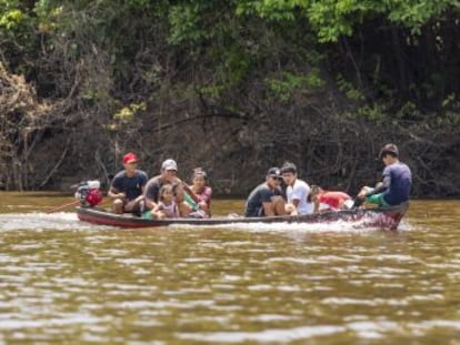 Comunidade de São Francisco do Mainã e outras à beira do Amazonas se aliam a organismo católico para resistir a projeto de superporto. Papel da Igreja, a ser debatido no sínodo, põe Vaticano em rota de colisão com Planalto