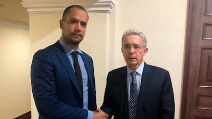Diego Cadena y Álvaro Uribe, en 2018.