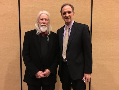 Whitfield Diffie (ziquierda) y Martin E. Hellman.