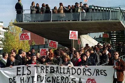 Imagen de archivo de una protesta contra el cierre de Puigneró en 2000.