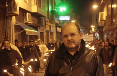 Jos&eacute; Luis Roberto, l&iacute;der de Espa&ntilde;a 2000, en una manifestaci&oacute;n ultra en Paiporta (Valencia) en el a&ntilde;o 2009.