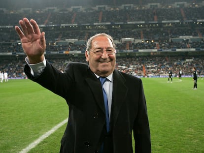 Francisco Gento, en 2007 en el Bernabéu después de recibir un homenaje.