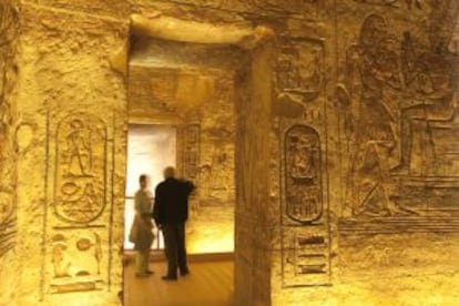 Interior del templo de Abu Simbel, en Nubia (Egipto).