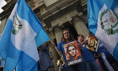 Protesta en Ciudad de Guatemala para pedir la dimisión del presidente Otto Pérez.
