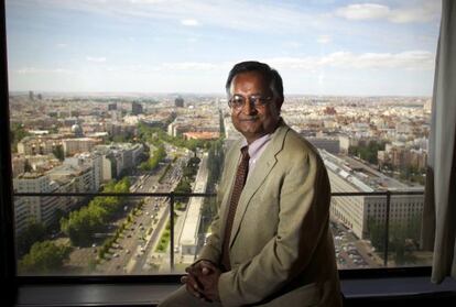 Sandip Tiwari, experto en nanotecnología.