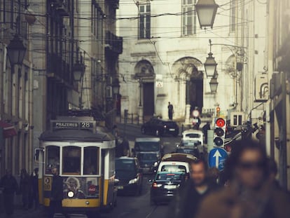 Vista de una calle del centro de Lisboa.