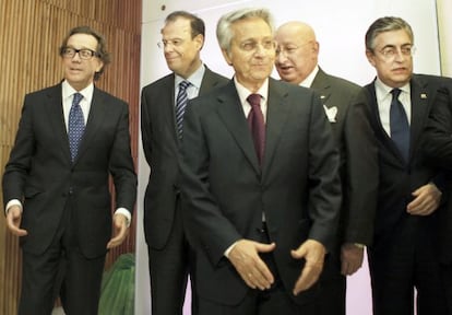 La cúpula de las dos cajas, en 2010