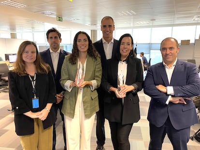 El equipo de relaciones con inversores del Banco Sabadell. Foto cedida por la empresa.