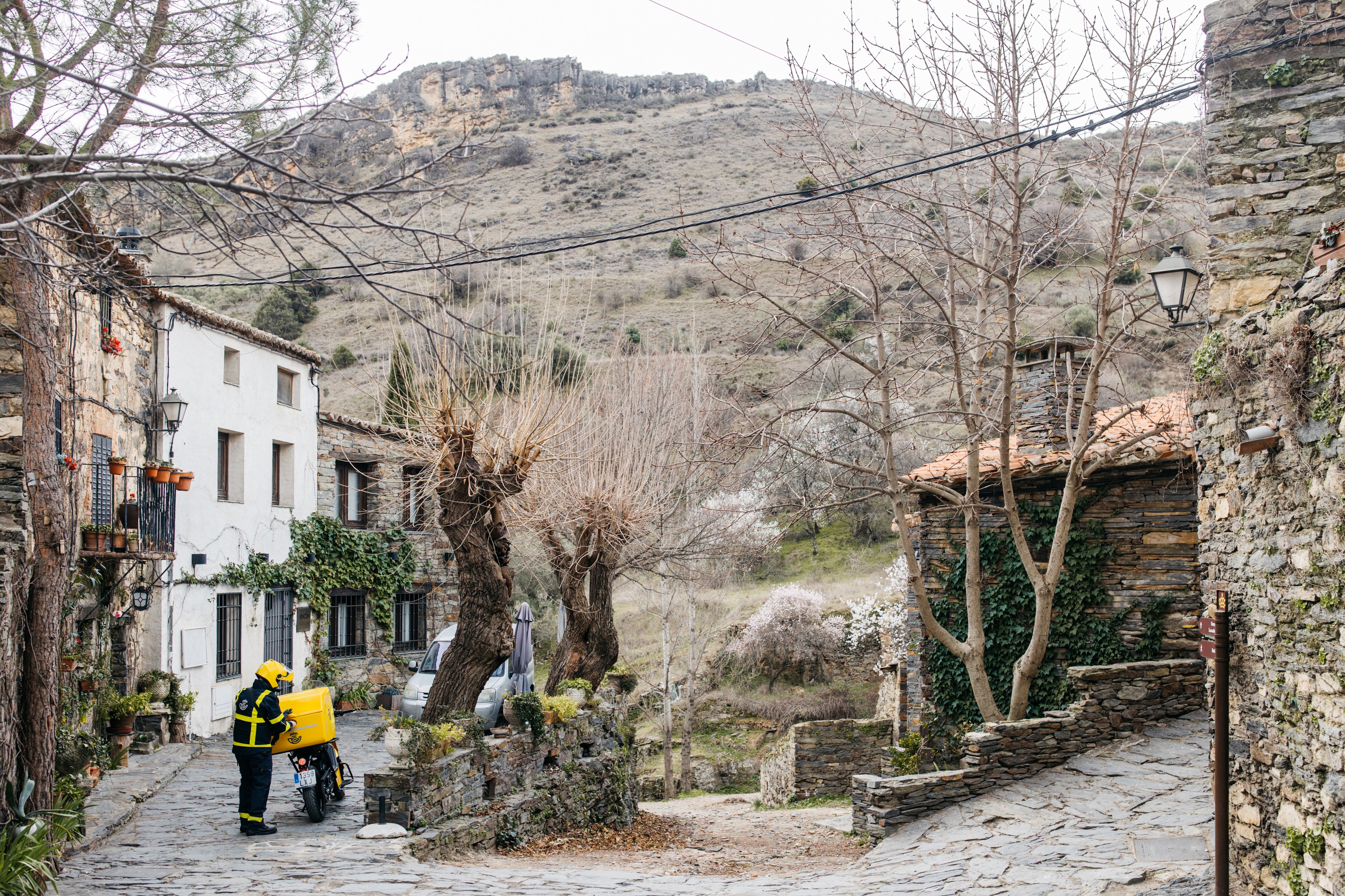Ingresar o retirar dinero en cualquier lugar… sin moverse de casa