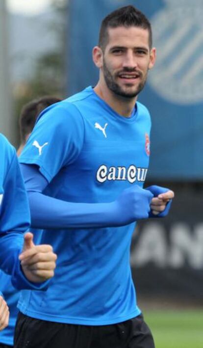 Casilla, en una práctica con el Espanyol.