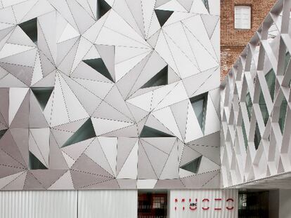 Patio del edificio del Museo ABC.