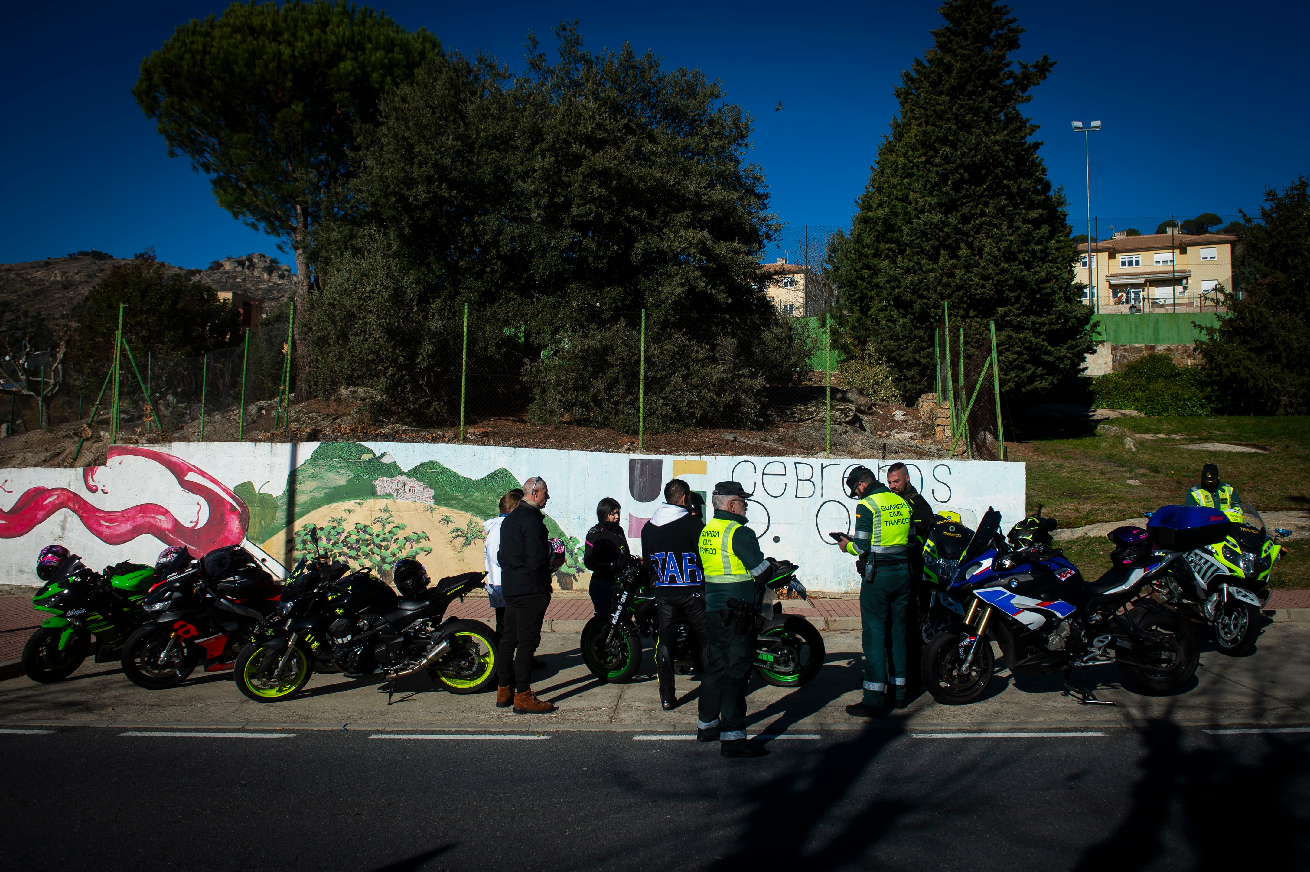 La Guardia Civil intensifica hasta octubre la vigilancia a los motoristas durante los fines de semana