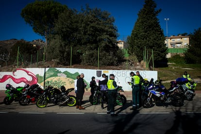 Control de la Guardia Civil en Cebreros (Ávila).