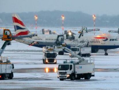 El aeropuerto de Dusseldorf (Alemania) ha estado cuatro horas cerrado debido al mal tiempo