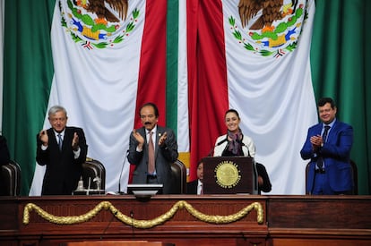 Claudia Sheinbaum rinde protesta como jefa de Gobierno de Ciudad de México, en 2018.