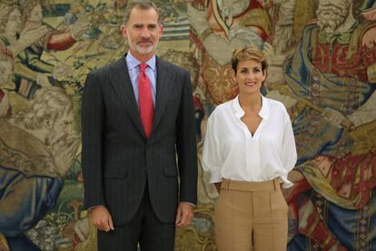 Felipe VI, junto a María Chivite en la Zarzuela la semana pasada.