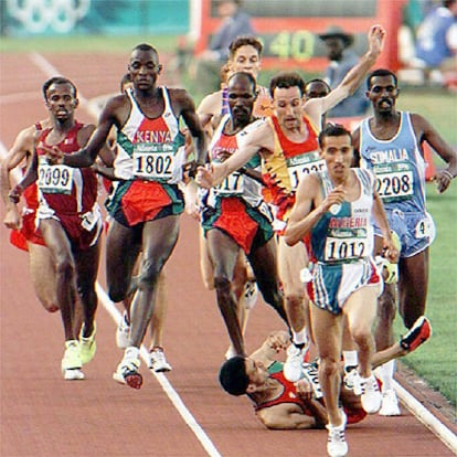 En Atlanta 96, la caída de El Guerruj posibilitó la medalla de plata de Fermín Cacho.