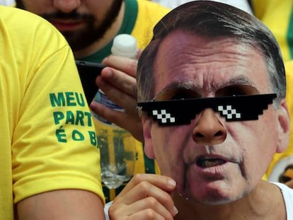 Manifestantes pró-Bolsonaro em ato em São Paulo.