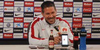 Simeone, durante la rueda de prensa.