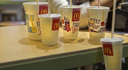 Bebidas de un McDonald's.