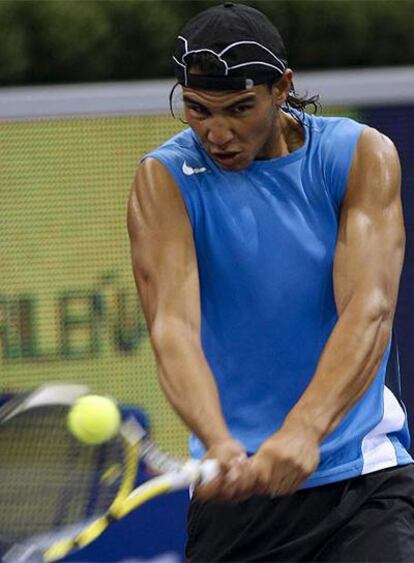 Rafa Nadal se entrena en el Telefónica-Arena