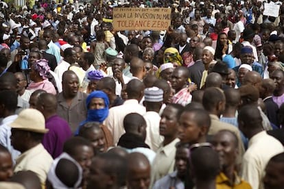 Manifestaci&oacute;n en Bamako contra la divisi&oacute;n de Mal&iacute;.