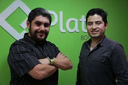 Christian Van Der Henst (izquierda) y Freddy Vega, fundadores de Platzi, los primeros latinos en Y Combinator.