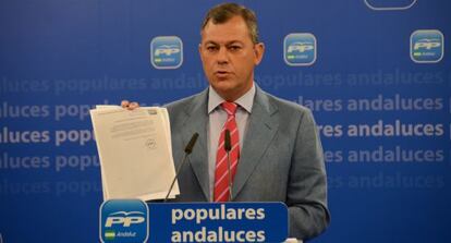El secretario general del PP, José Luis Sanz, esta mañana.