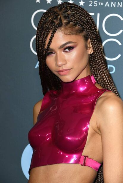 Zendaya, con su corpiño tipo armadura.