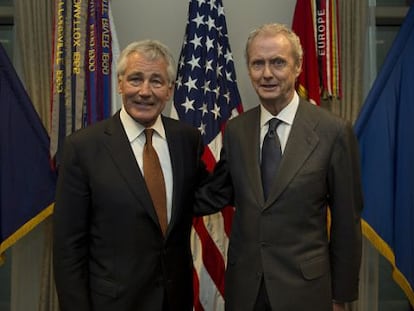 Hagel y Morenés, el viernes.