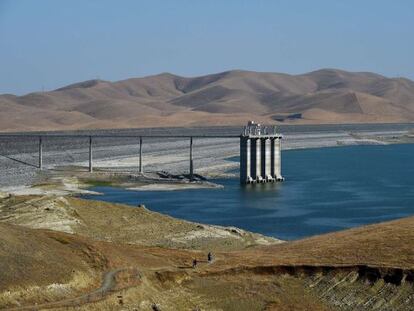 El embalse de San Luis, en el valle central de California, al 21% de su capacidad.