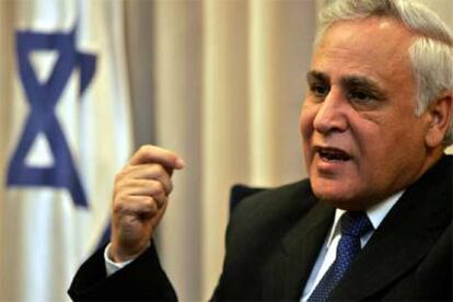 El presidente de Israel, Moshe Katsav, durante una conferencia de prensa ayer en Jerusalén.