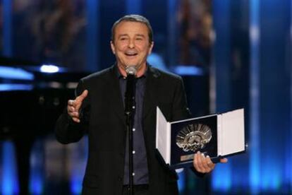 Juan Diego, anoche al recoger la Concha de Plata.