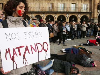 Concentración en la Plaza Mayor de Salamanca por el asesinato de Laura Luelmo.