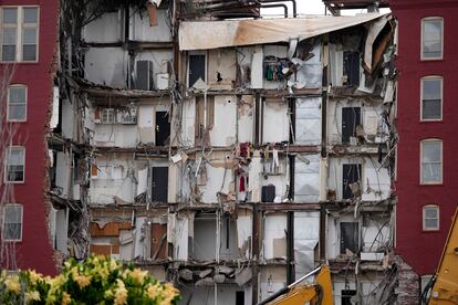 Damage from a collapsed apartment building, Iowa