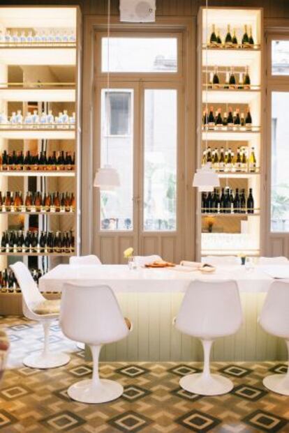 Sala del restaurante y espacio cultural El Imparcial, en la zona de El Rastro, en Madrid.