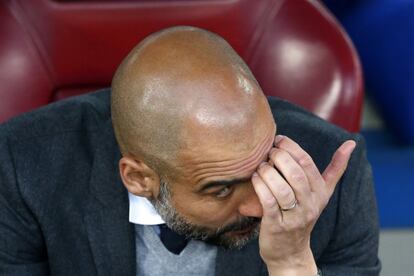 El entrenador del Bayern, Pep Guardiola, durante el partido frente al Atlético de la ida las semifinales de la Liga de Campeones.