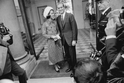 Octubre de 1970, París. La princesa Sofía y en príncipe Juan Carlos, futuros reyes de España, en el palacio del Elíseo.