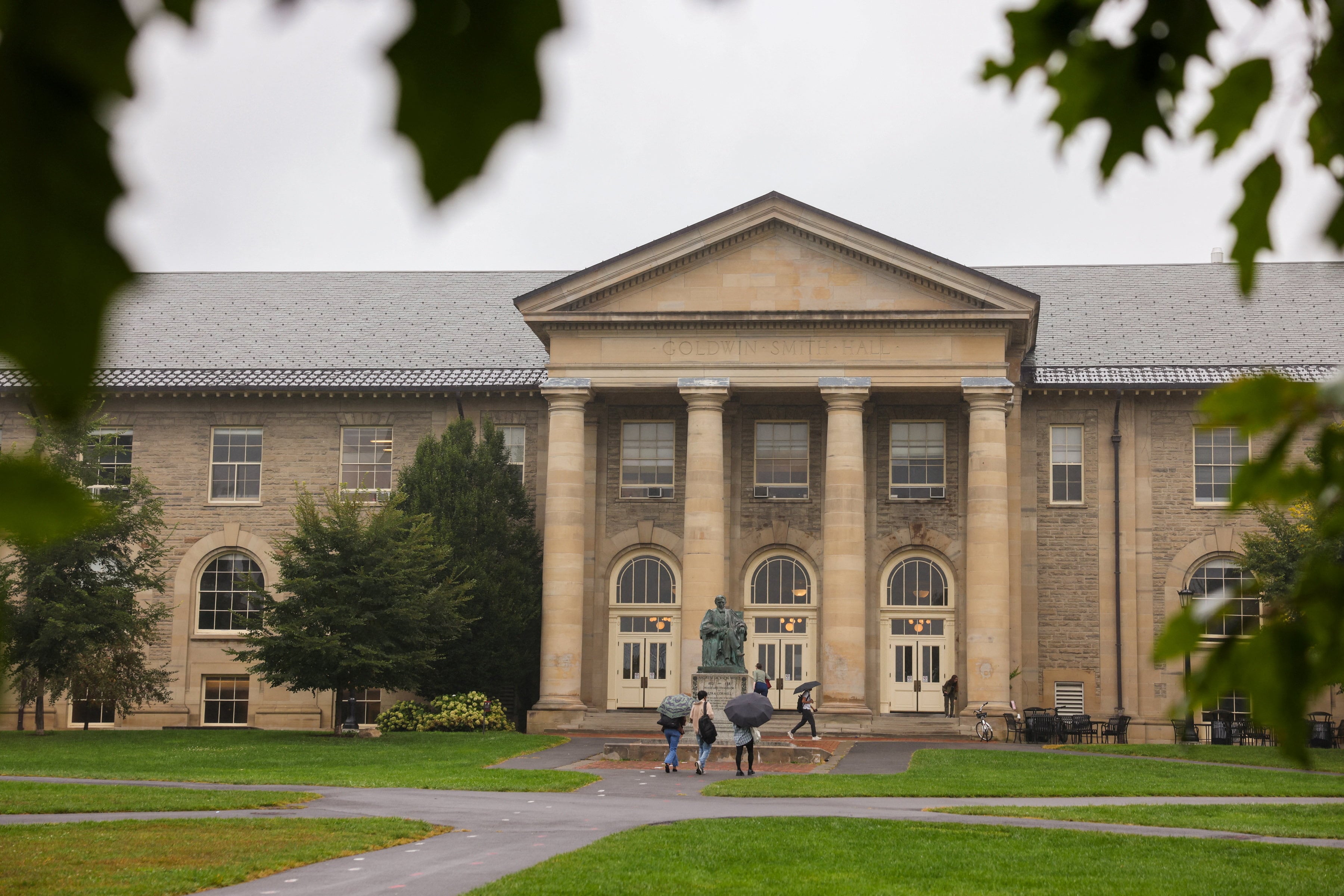 “Los siete de Cornell”: lo que sabemos sobre la presunta violación en grupo en la universidad de élite