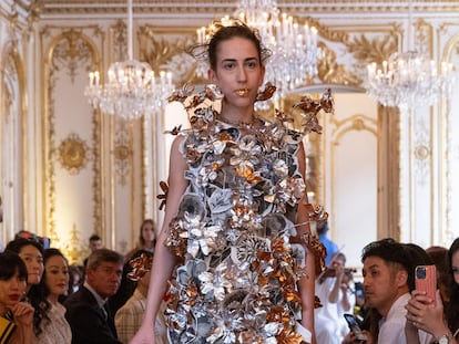El espectáculo floral de Marni en París