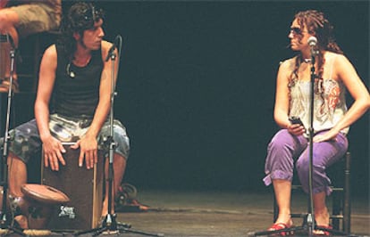 Niña Pastori y Chaboli, durante los ensayos en el Teatro Real.