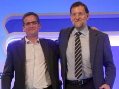 Basagoiti (izquierda) y Rajoy en el cierre del congreso del PP.