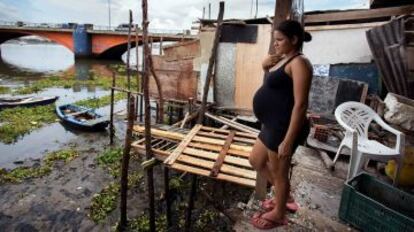 Mujer embarazada en Recife, Brasil.