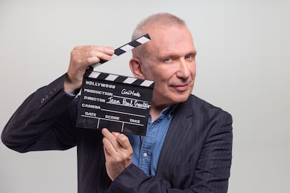 Jean Paul Gaultier ha sido co-comisario y director artístico de la muestra sobre la conexión cine y moda abierta en CaixaForum Madrid hasta el 5 de junio.