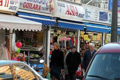 Uno de los comercios chinos que han proliferado en Benidorm